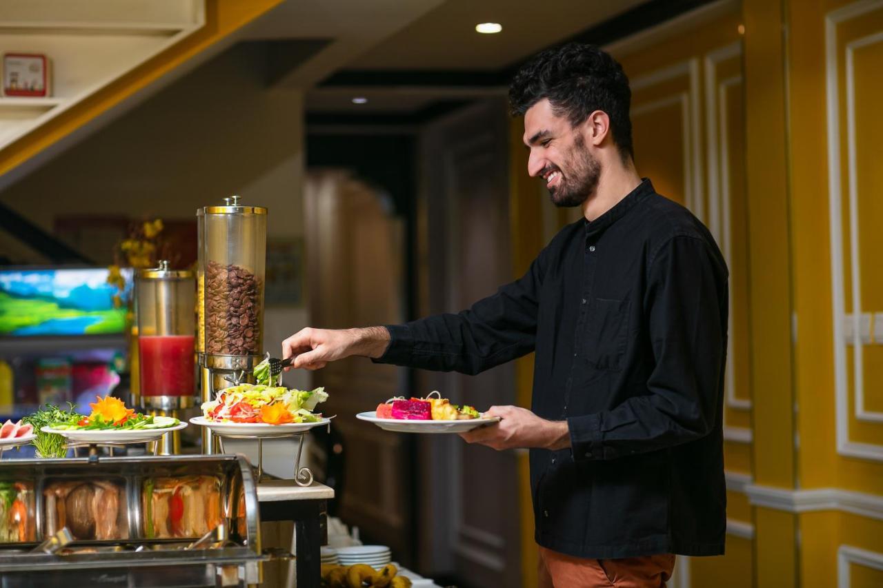 Lavender Central Hotel & Spa Ханой Экстерьер фото